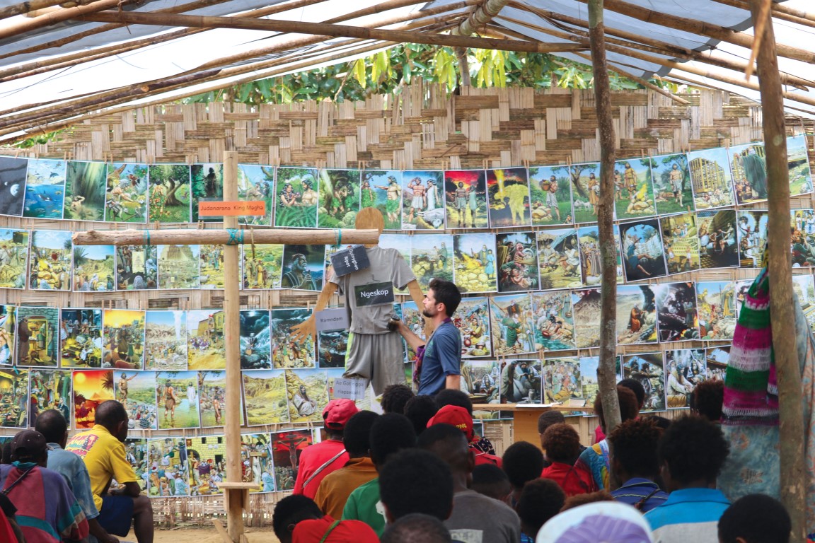 Missionary teaching at Kaje gathering